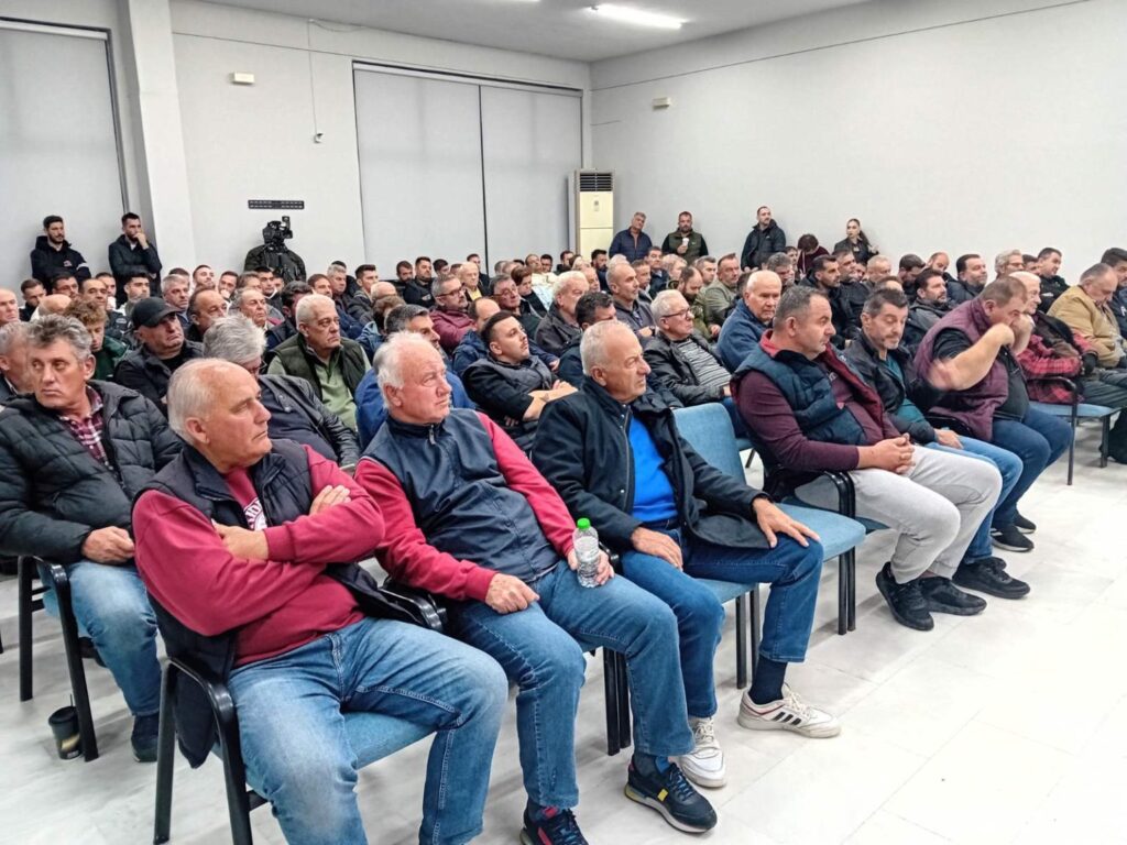 Αγροτικές κινητοποιήσεις: Στις 20 Νοεμβρίου βγαίνουν τα τρακτέρ στις πλατείες των χωριών της Καρδίτσας – Στις 23/11 θα ληφθεί η απόφαση για το πού θα γίνουν μπλόκα