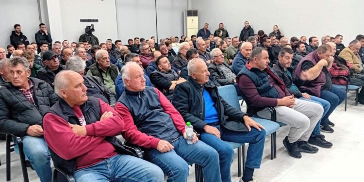 Αγροτικές κινητοποιήσεις: Στις 20 Νοεμβρίου βγαίνουν τα τρακτέρ στις πλατείες των χωριών της Καρδίτσας – Στις 23/11 θα ληφθεί η απόφαση για το πού θα γίνουν μπλόκα