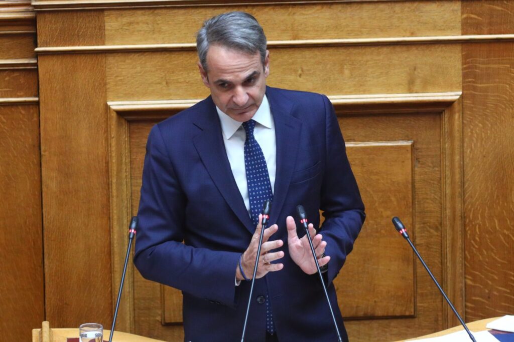 Απάντηση Μητσοτάκη σε επίκαιρη ερώτηση του Ανδρουλάκη στη Βουλή: "Προτεραιότητά μας η μάχη κατά της ακρίβειας – Αυξήσαμε εισοδήματα, αντιμετωπίσαμε κρίσεις"