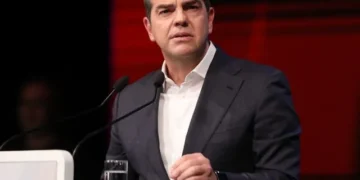Απάντηση Αλέξη Τσίπρα: "Ο Μητσοτάκης φοβάται την “Ιθάκη”"