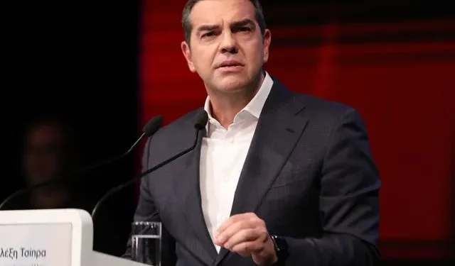 Απάντηση Αλέξη Τσίπρα: "Ο Μητσοτάκης φοβάται την “Ιθάκη”"