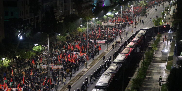 Δρακόντεια μέτρα ασφαλείας στην Αθήνα για το Πολυτεχνείο - Πάνω από 5.000 αστυνομικοί και κυκλοφοριακές ρυθμίσεις