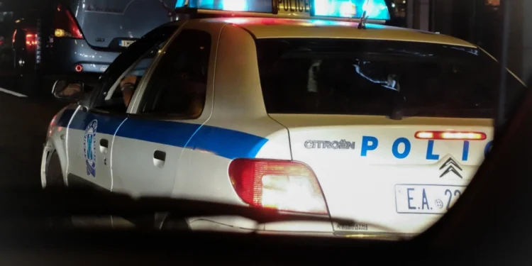 Άνω Λιόσια: Συνελήφθησαν 6 άτομα που έκλεβαν αυτοκίνητα, τα αποσυναρμολογούσαν και στη συνέχεια πουλούσαν τα ανταλλακτικά