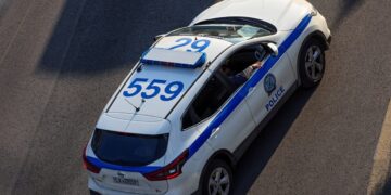 Συνελήφθη γνωστή δημοσιογράφος στην Αττική Οδό – Εξύβρισε αστυνομικούς που έκαναν ελέγχους αλκοτέστ