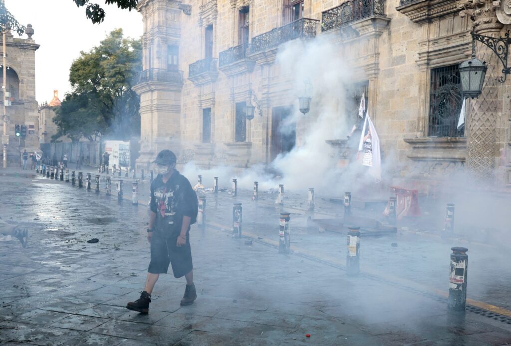 Μεξικό: Επεισοδιακή διαδήλωση κατά της εγκληματικότητας και της κυβερνητικής πολιτικής σε θέματα ασφάλειας – Περισσότεροι από 120 τραυματίες