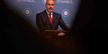 Κυπριακό: Ο Τούρκος ΥΠΕΞ, Φιντάν, επιμένει στη λύση δύο κρατών