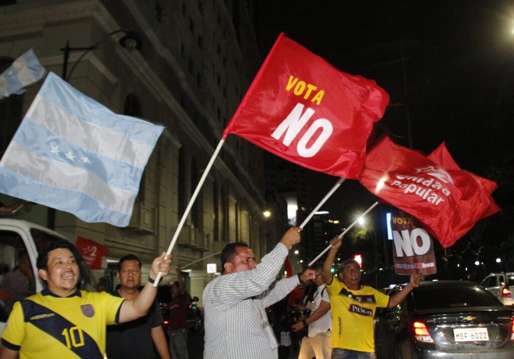 Δημοψήφισμα στον Ισημερινό: Οι πολίτες απέρριψαν την επάνοδο ξένων στρατιωτικών βάσεων – Ήττα για τον πρόεδρο Ντανιέλ Νομπόα