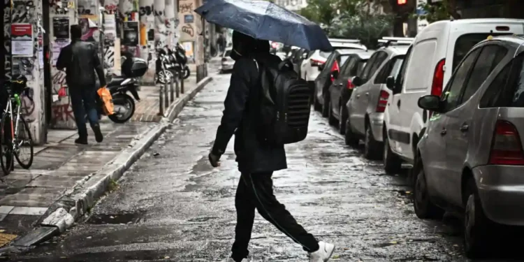 Ο καιρός σήμερα, Τρίτη 18 Νοεμβρίου 2025: Αλλαγή σκηνικού με βροχές και καταιγίδες