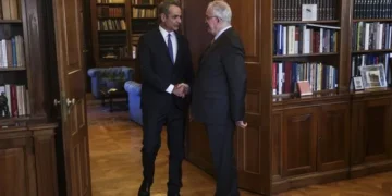 Έντονες αντιδράσεις για τις δηλώσεις του ΠτΔ Τασούλα για «κίνδυνο κυβερνητικής φθοράς του χρόνου» και για «κίνδυνο ακυβερνησίας»