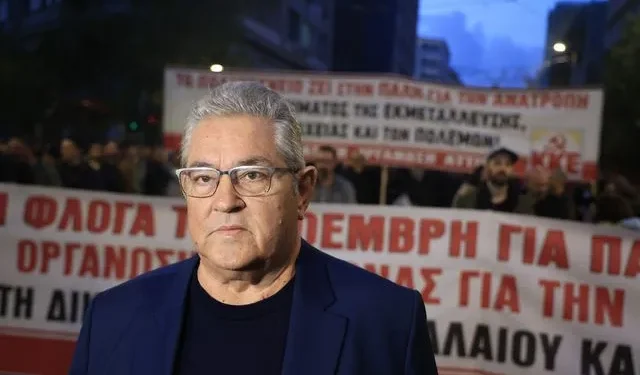 Δ. Κουτσούμπας από το Πολυτεχνείο:– “Τα μηνύματα ισχύουν μέχρι να έρθουν πραγματικά οι μέρες του φωτός”