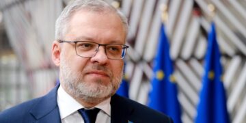 Ουκρανία: Αποπέμφθηκαν ο υπ. Δικαιοσύνης Γέρμαν Γκαλουστσένκο και η υπ. Ενέργειας Σβετλάνα Γκρίντσουκ, για το μεγάλο σκάνδαλο διαφθοράς