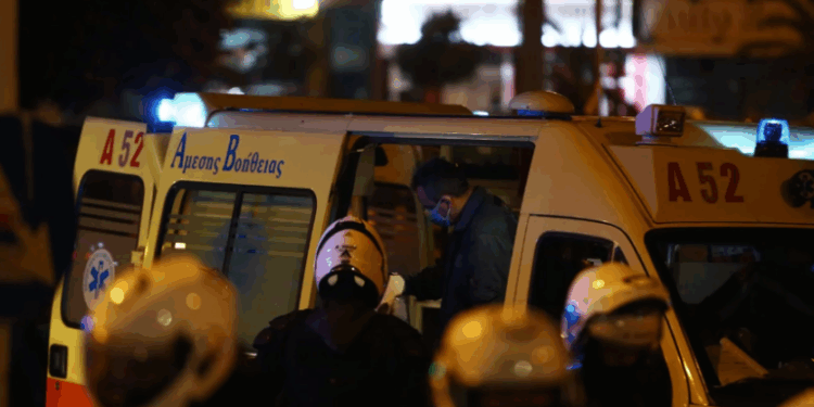 Παγκράτι: Νεκρή 75χρονη πεζή που παρασύρθηκε μετά από σύγκρουση δύο οχημάτων