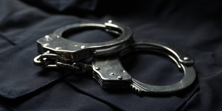 Γνωστός τράπερ συνελήφθη στην Κηφισιά από αστυνομικούς της ομάδας ΔΙΑΣ για κατοχή ναρκωτικών