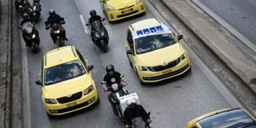 Πανελλαδική απεργία των ταξί στις 2 και 3 Δεκεμβρίου - Ποια είναι τα βασικά αιτήματα του ΠΟΕΙΑΤΑ