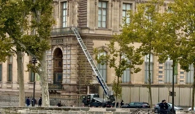 Γαλλία: 4 νέες συλλήψεις για την κινηματογραφική ληστεία στο Λούβρο