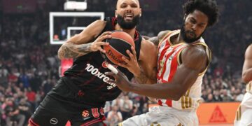 Euroleague: O Ερυθρός Αστέρας νίκησε στο Βελιγράδι 91-80 τον Ολυμπιακό και τον έριξε από την κορυφή