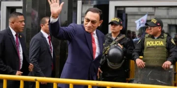 Ο πρώην πρόεδρος του Περού, Μαρτίν Βισκάρα, καταδικάστηκε σε κάθειρξη 14 ετών για υπόθεση δωροληψίας