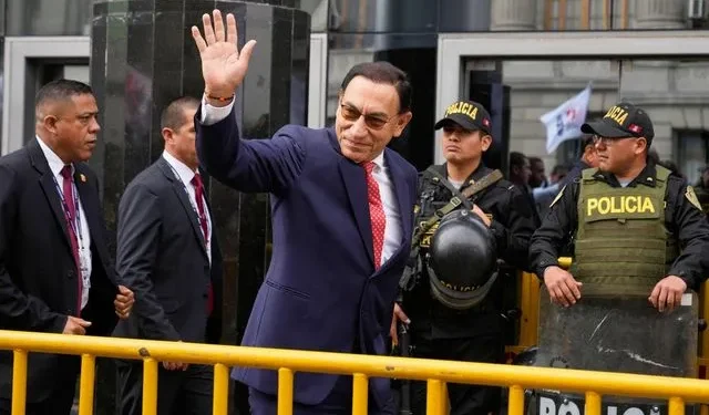 Ο πρώην πρόεδρος του Περού, Μαρτίν Βισκάρα, καταδικάστηκε σε κάθειρξη 14 ετών για υπόθεση δωροληψίας