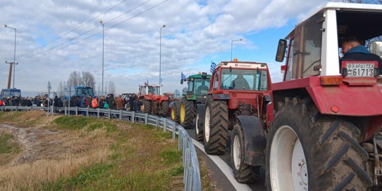 Αγροτικές κινητοποιήσεις: Μπλόκο στον αυτοκινητόδρομο Ε-65 στήνουν οι αγρότες της Καρδίτσας την Κυριακή