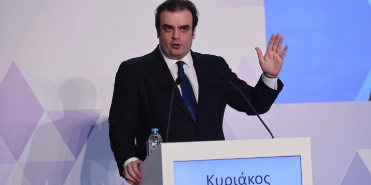 Ο Κυριάκος Πιερρακάκης επίσημα υποψήφιος για την προεδρία του Eurogroup – Αντίπαλός του ο Βέλγος αντιπρόεδρος της κυβέρνησης, Βίνσεντ Βαν Πέτεγκεμ