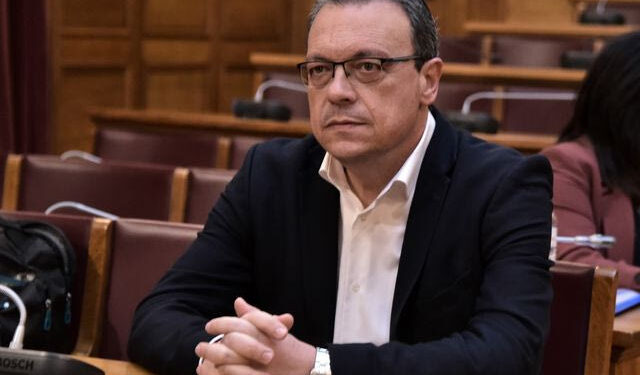 Συνέντευξη Σ. Φάμελλου στο στο avgi.gr: "Διάλογος με την Τουρκία, ούτε βήμα πίσω στα εθνικά μας συμφέροντα"