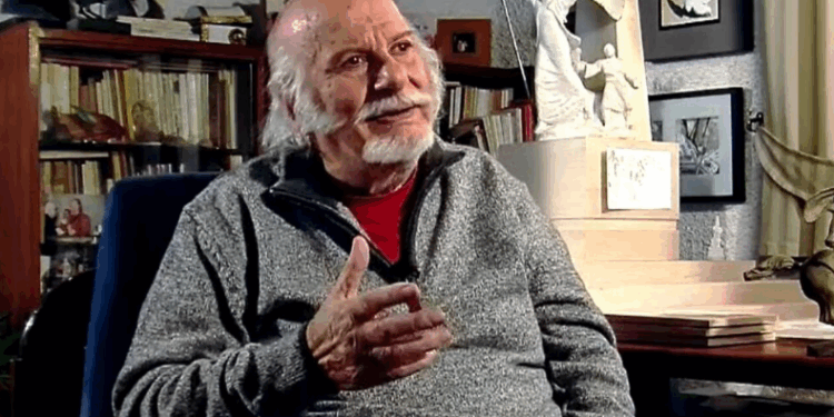 Πέθανε ο γλύπτης Ευάγγελος Μουστάκας, που φιλοτέχνησε το άγαλμα του Μεγάλου Αλεξάνδρου στη Νέα Παραλία Θεσσαλονίκης