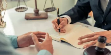 Γιώργος Φλωρίδης στο ΕΡΤnews: Τέλος στην αποποίηση κληρονομιάς λόγω χρεών – Τι αλλάζει στο κληρονομικό δίκαιο