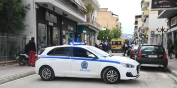 Μενίδι: Η μητέρα της 14χρονης κατηγορείται για κακούργημα, μετά την καταγγελία ότι την ξυλοκόπησε άγρια με αποτέλεσμα να αποβάλει