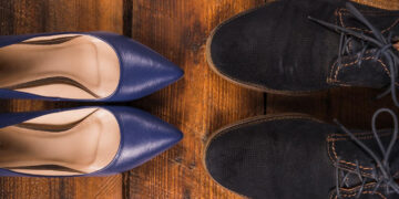 Πού θα βρείτε κορυφαία ανδρικά και γυναικεία παπούτσια σε προσφορά;