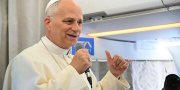 Πάπας Λέων ΙΔ’: "Μοναδική λύση στη μακρόχρονη σύγκρουση ανάμεσα στο Ισραήλ και τον παλαιστινιακό λαό πρέπει να περιλαμβάνει ένα παλαιστινιακό κράτος"