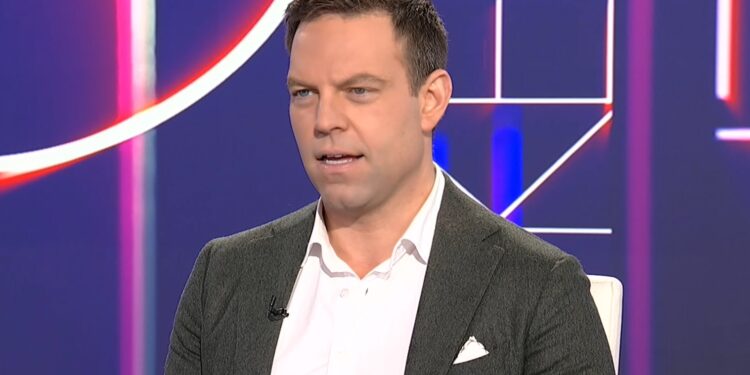 Συνέντευξη Στέφανου Κασσελάκη στο ΕΡΤnews για τον Τσίπρα: "Η εικόνα στο «Παλλάς» ήταν σαν να βλέπεις την Κεντρική Επιτροπή του ΣΥΡΙΖΑ"