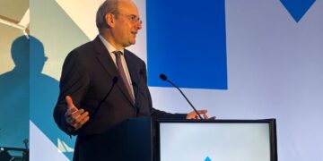 Κωστής Χατζηδάκης στην εκδήλωση του ΣΕΒ για την απονομή των βραβείων «ΕΛΛΗΝΙΚΗ ΑΞΙΑ 2025»: "Σε επτά άξονες η στήριξη της βιομηχανίας"