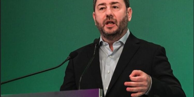 Συνέντευξη Ανδρουλάκη στο MEGA: "Όχι σε συγκυβέρνηση με τη ΝΔ – Μονόδρομος η πολιτική αλλαγή"