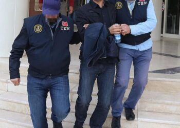 Σκάνδαλο με παράνομα στοιχήματα στην Τουρκία: 29 συλλήψεις παικτών