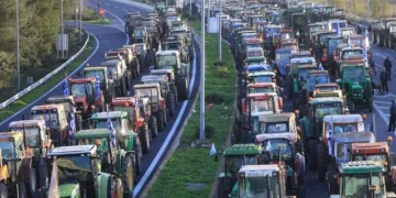 Στα αγροτικά μπλόκα της Κεντρικής Μακεδονίας κλιμάκιο του ΠΑΣΟΚ