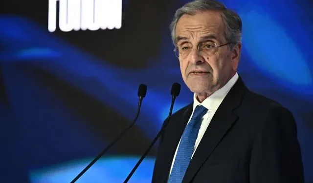 Α. Σαμαράς για αγρότες: "Η κυβέρνηση οφείλει να καταλάβει επιτέλους ότι δεν είναι όλα επικοινωνία. Υπάρχει και η κοινωνία"