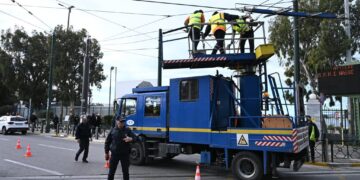 «Ξηλώνονται από σήμερα οι γραμμές 17 και 20 των τρόλει - Αντικαθίστανται από ηλεκτρικά λεωφορεία