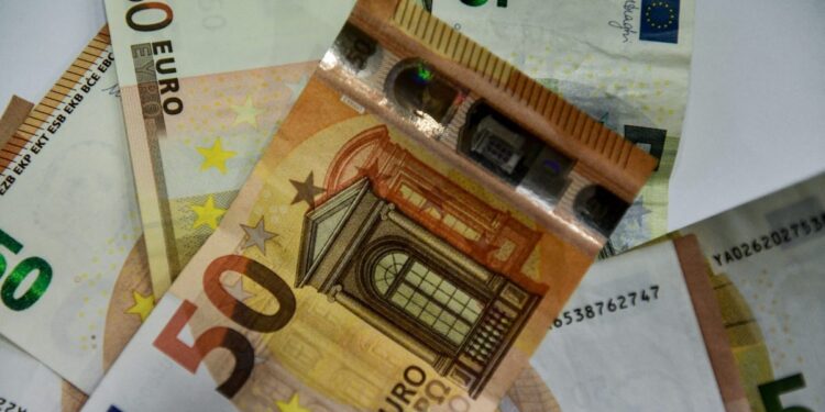 Νέα ρύθμιση οφειλών προς το Δημόσιο: Θα είναι προσαρμοσμένη στο προφίλ κάθε οφειλέτη – Αλγόριθμος θα αποφασίζει τη λύση