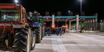 Αγροτικές κινητοποιήσεις: Παρέμβαση του Αρείου Πάγου- Αγρότες: «Ας έρθουν να μας συλλάβουν»