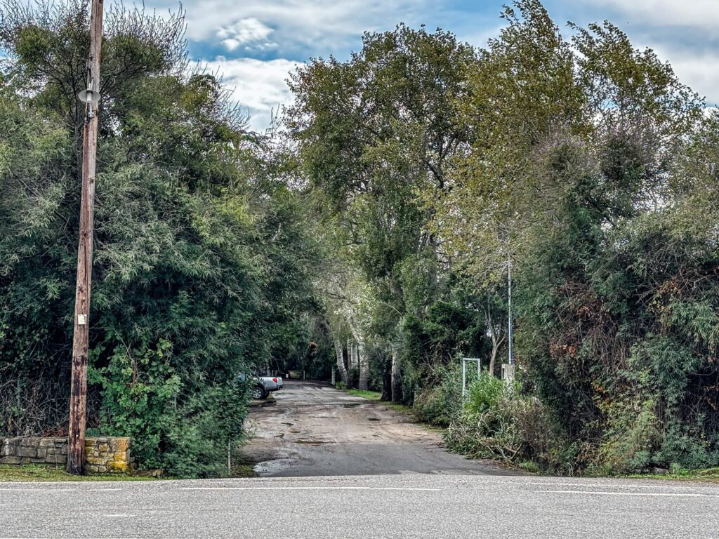 Υπόθεση της διπλής δολοφονίας σε κάμπινγκ στη Φοινικούντα: Συνελήφθησαν ο ανιψιός του ιδιοκτήτη και επιχειρηματίας φίλος του