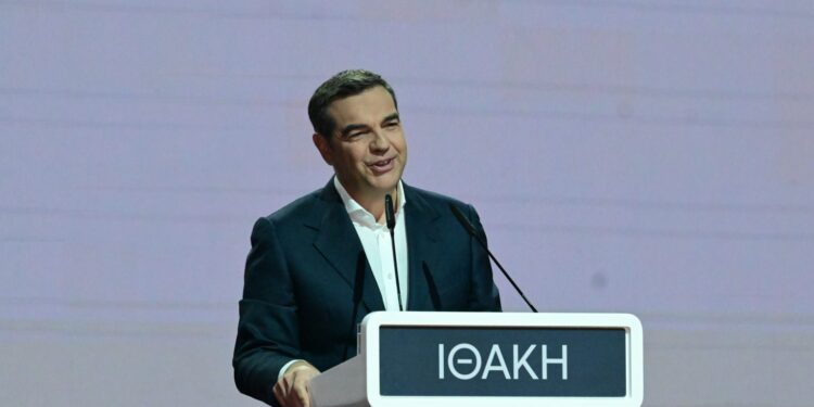 Συγχαρητήριο τηλεφώνημα από τον Αλέξη Τσίπρα στον Κυριάκο Πιερρακάκη για την εκλογή του στο Eurogroup