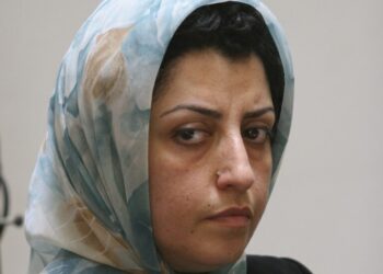 Ιράν: Συνελήφθη και πάλι η βραβευμένη με Νόμπελ Ειρήνης Ναργκίς Μοχαμαντί