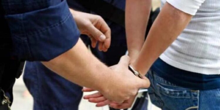 Συνελήφθη 54χρονη αλλοδαπή οικιακή βοηθός και ο 37χρονος συνεργός της για κλοπή κοσμημάτων μεγάλης αξίας στη Νέα Ιωνία