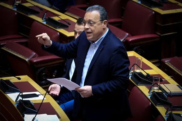 Συγχαρητήρια Σωκράτη Φάμελλου στον Πιερρακάκη: “Συγχαρητήρια αλλά θα κριθείτε από τις πολιτικές σας”