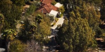 Έγκλημα στο κάμπινγκ στο Φοινικούντα: Έρευνα για τον ρόλο δύο γυναικών