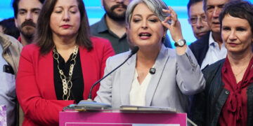 Προεδρικές εκλογές στη Χιλή: Νικητής στο δεύτερο γύρο ο ακροδεξιός Χοσέ Αντόνιο Καστ – Αναγνώρισε την ήττα της η Χάρα