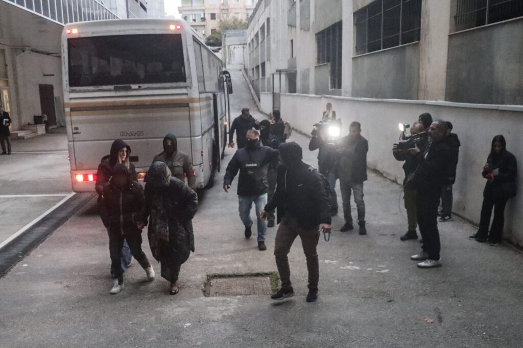 ΟΠΕΚΕΠΕ: Βαριές κατηγορίες για κακουργήματα για τους 16 συλληφθέντες της Κρήτης για τις παράνομες επιδοτήσεις