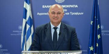 Κάλεσμα Τσιάρα προς τους αγρότες για διάλογο: Υπάρχουν περιθώρια να εξεταστούν παρεμβάσεις σε κόστος παραγωγής, ενέργεια, καύσιμα στην αντλία και ΕΛΓΑ