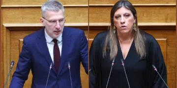 Μήνυση και αγωγή κατά της Ζωής Κωνσταντοπούλου δηλώνει ότι θα καταθέσει ο υπουργός Επικρατείας Άκης Σκέρτσος
