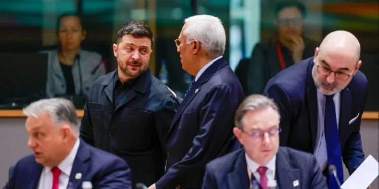 Σύνοδος κορυφής ΕΕ στις Βρυξέλλες: Συμφωνία για τη χρηματοδότηση της Ουκρανίας με δάνειο 90 δισ. ευρώ